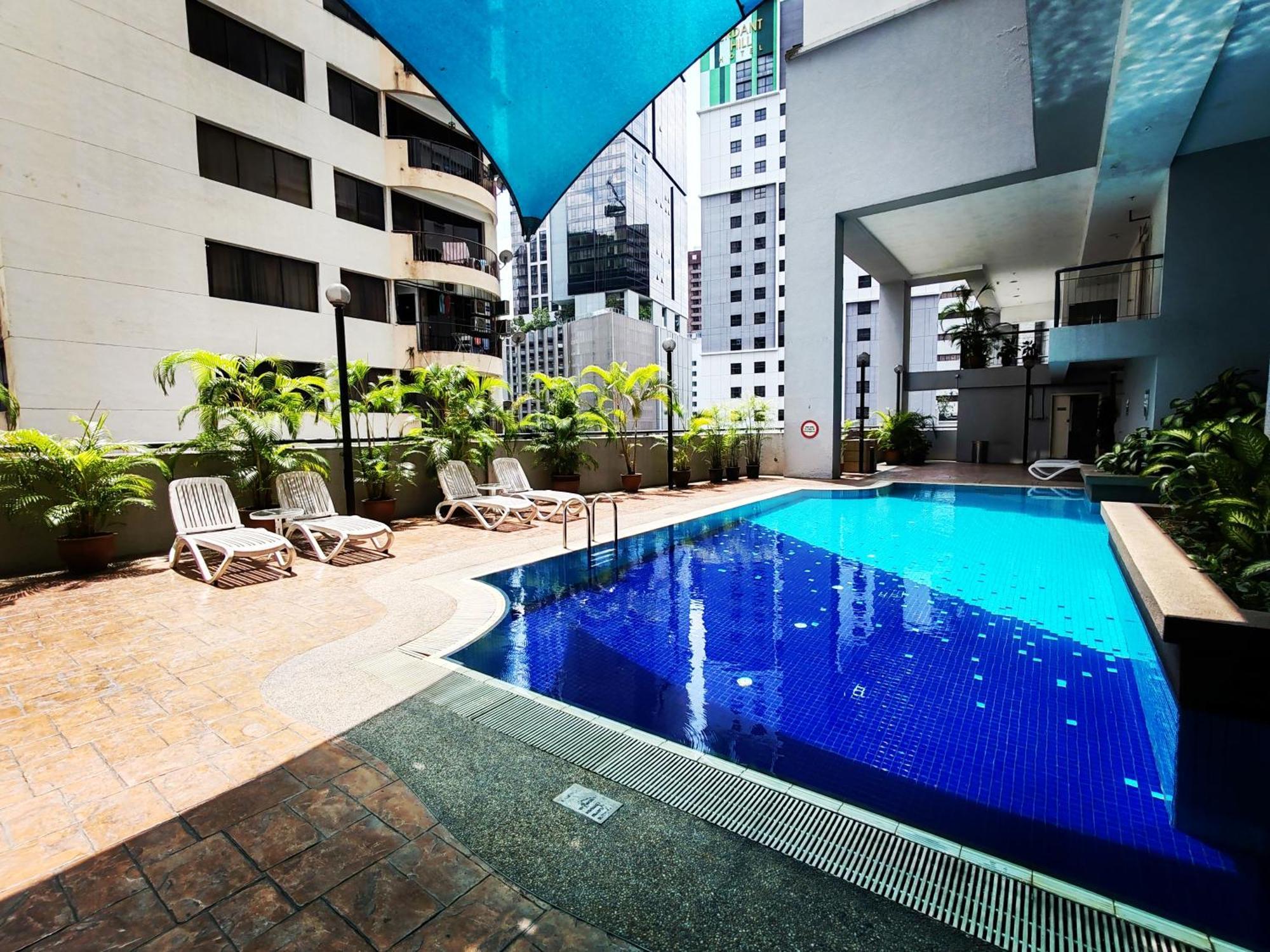126 Bukit Ceylon 5 Minutes To Jalan Alor Pavilion Bukit Bintang 2r2b 8pax Pangsapuri *