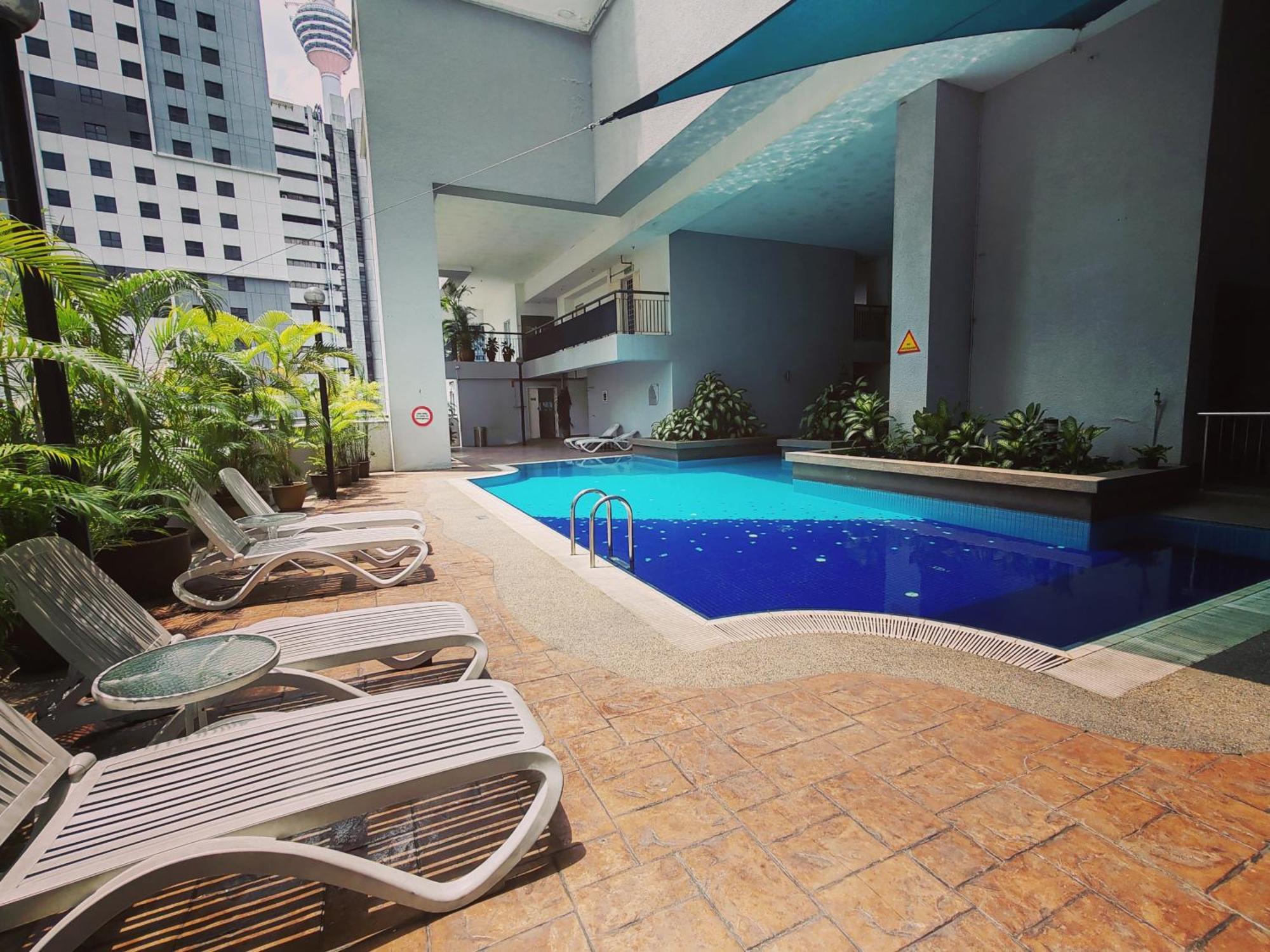 Pangsapuri 126 Bukit Ceylon 5 Minutes To Jalan Alor Pavilion Bukit Bintang 2r2b 8pax