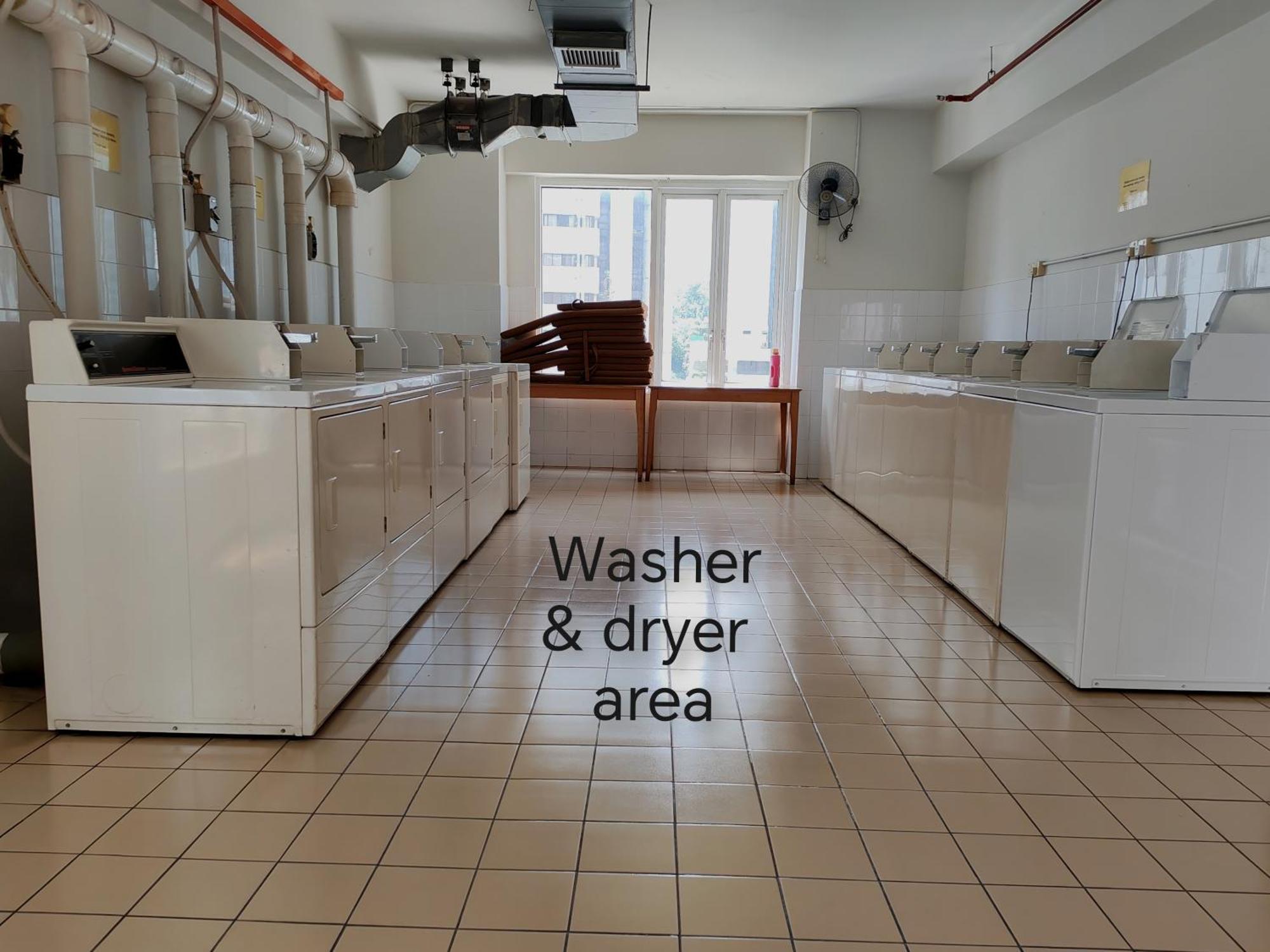126 Bukit Ceylon 5 Minutes To Jalan Alor Pavilion Bukit Bintang 2r2b 8pax Apartment